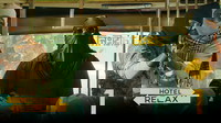 Hotel Relax - S1 E1